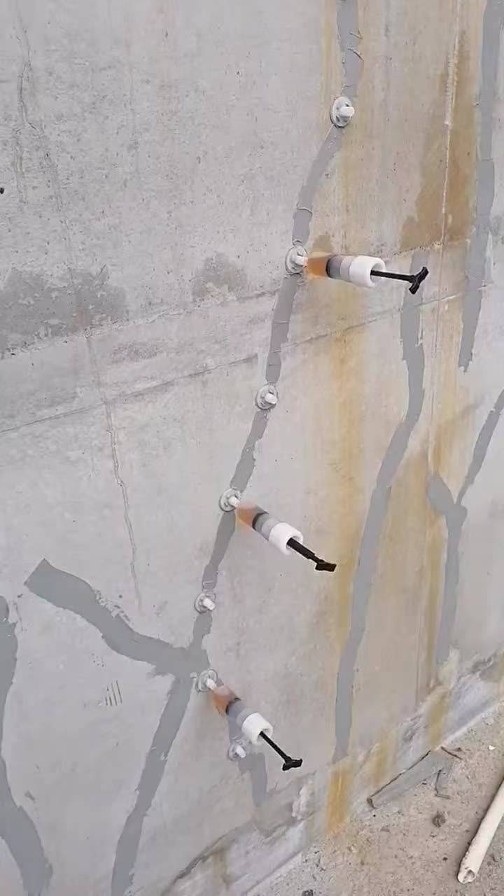 金昌混凝土开裂的原因
