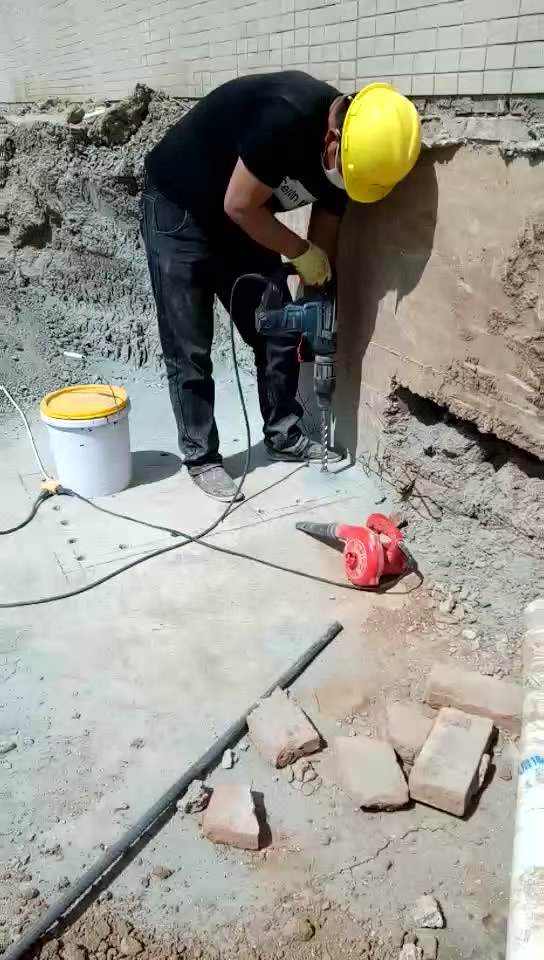 金昌新旧混凝土植筋连接加固